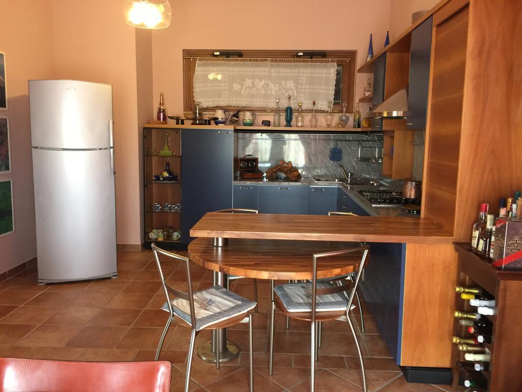 Casa Vacanza Villa Aurora Laureana Cilento ภายนอก รูปภาพ