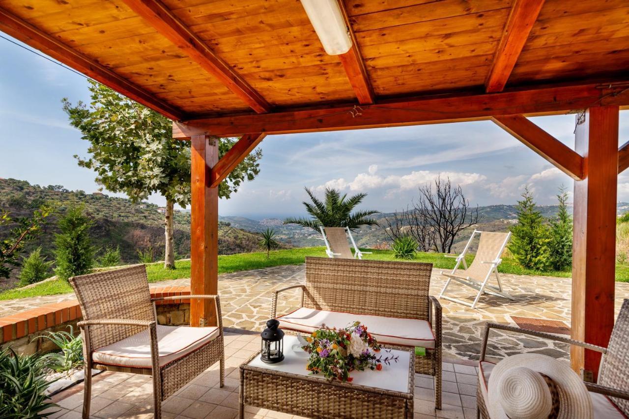 Casa Vacanza Villa Aurora Laureana Cilento ภายนอก รูปภาพ