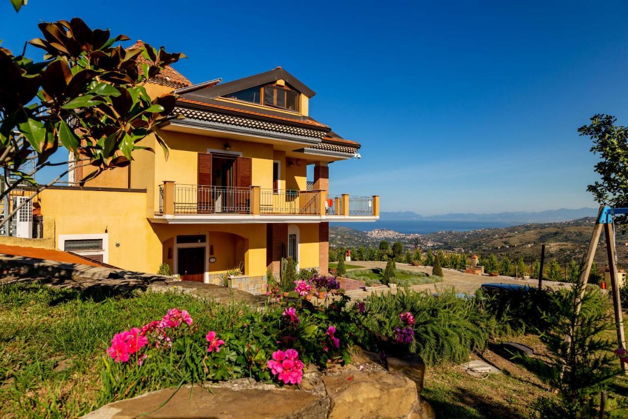 Casa Vacanza Villa Aurora Laureana Cilento ภายนอก รูปภาพ